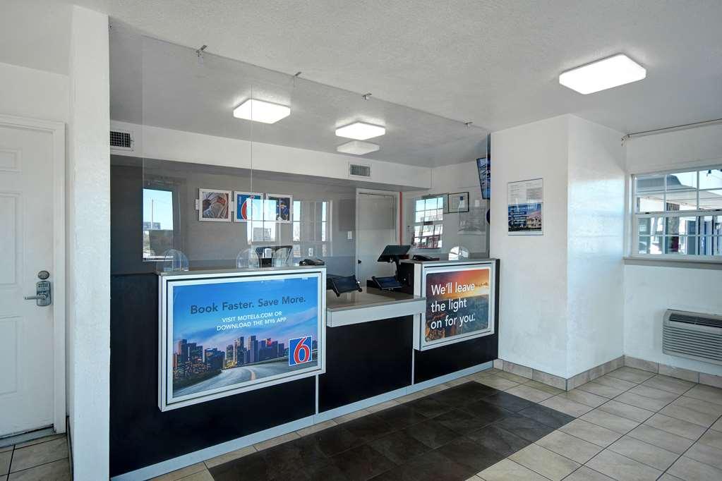 Motel 6 Fort Worth - Northside Interiér fotografie